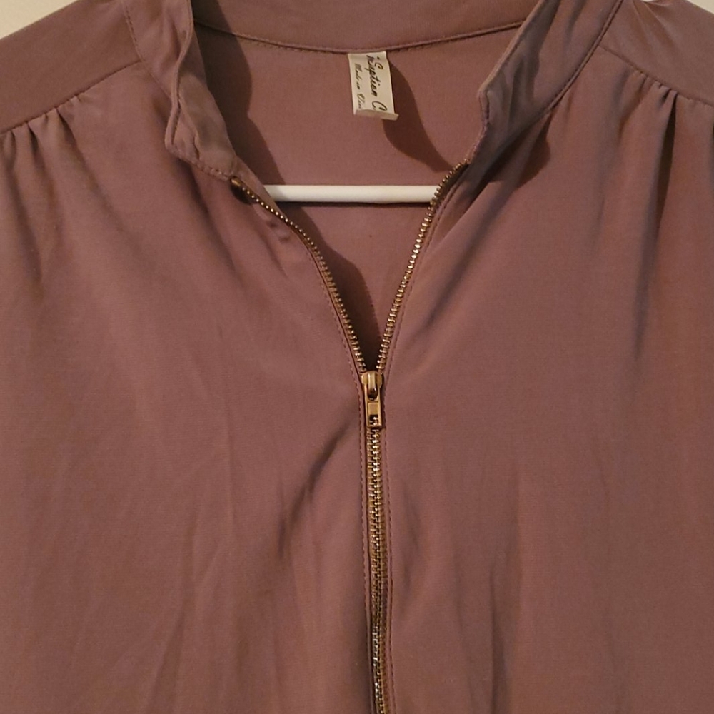 Blouse - Picture 2 of 3